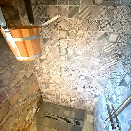 Le Du De Warfaaz Villa