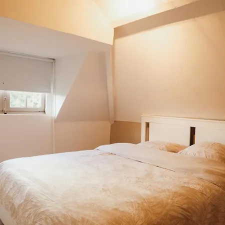 ヴィラ Le Du De Warfaaz